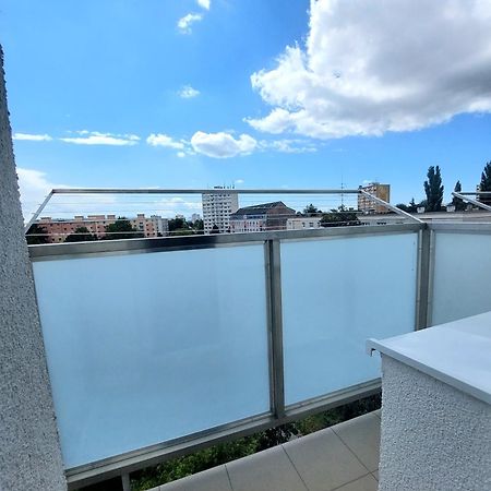 Beautiful Apartment Near The City Center 科希策 外观 照片